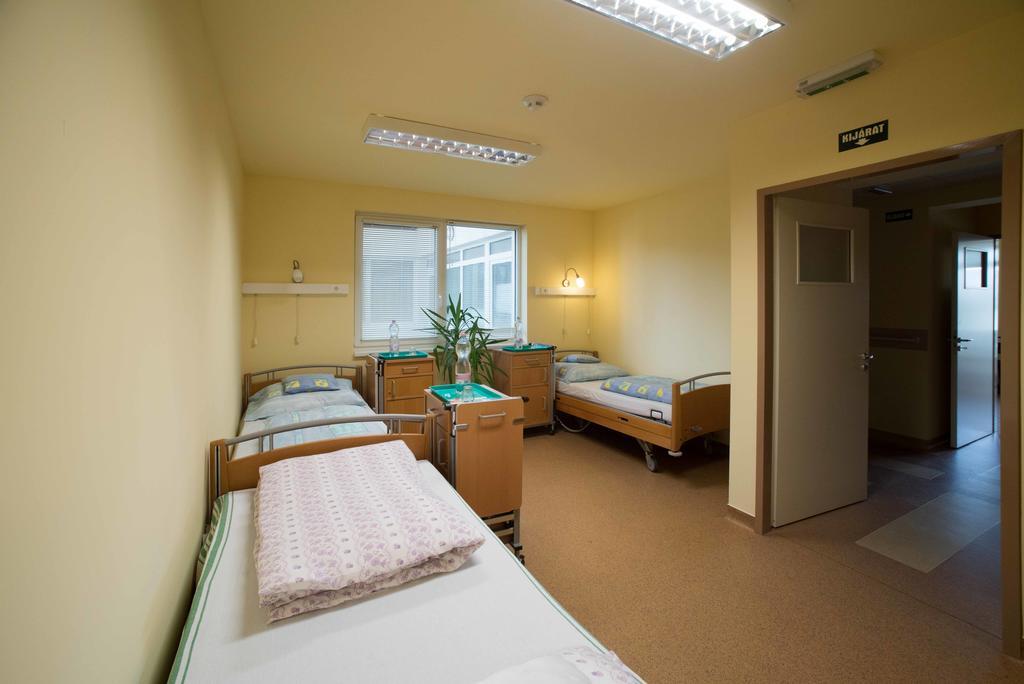 مبيت وإفطار Nyíregyháza Borbanyai Rehabilitacios Haz المظهر الخارجي الصورة